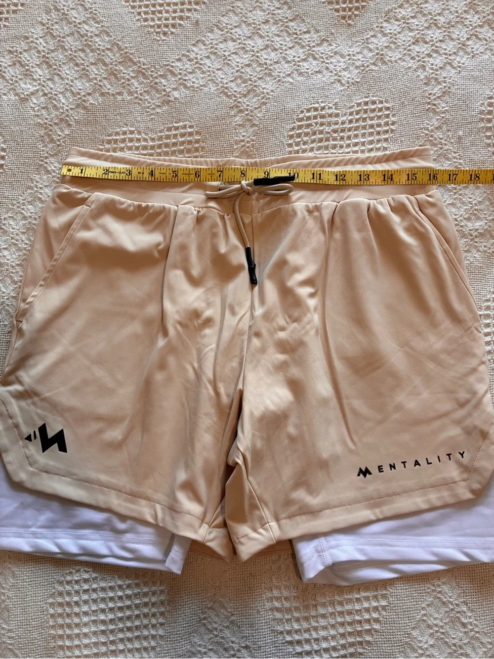 Mentality Men's 2 in 1 Lined Athletic Gym Compression Shorts Tan, White Sz L - Picture 4 of 13